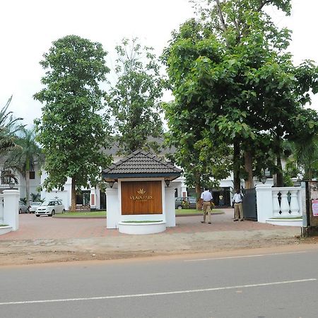 Vijayapark Hotel Kaduturutti Exterior photo